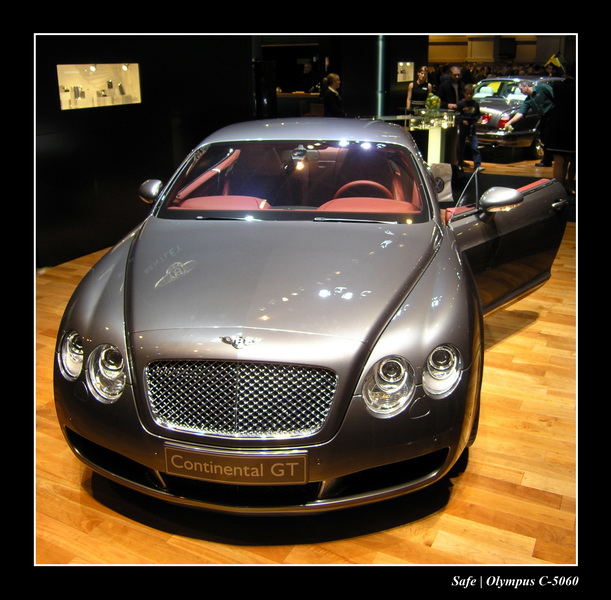 2004 - 10 - Rolls Royce 1.jpg